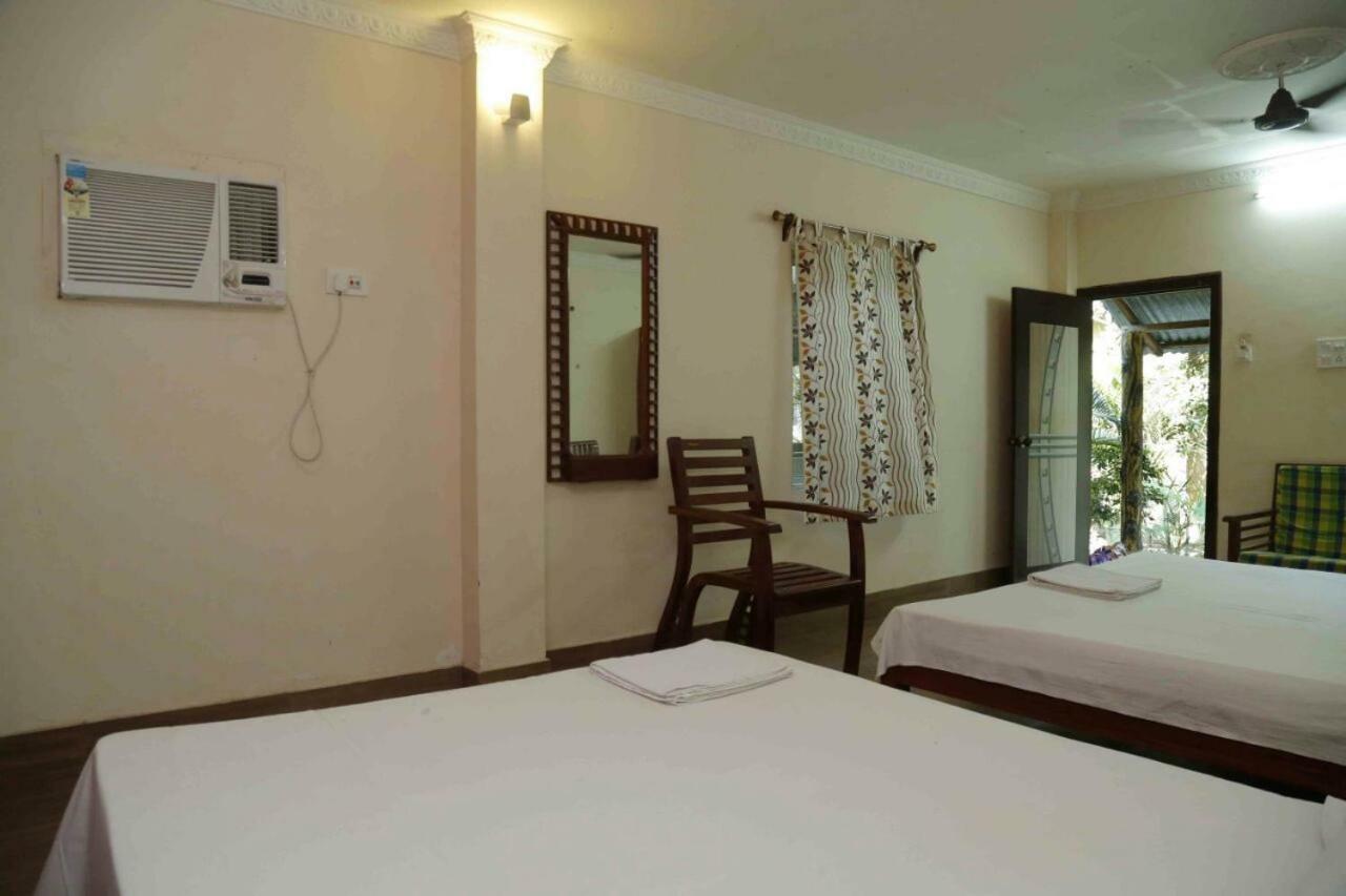 Solitary Nook Gosaba Luaran gambar